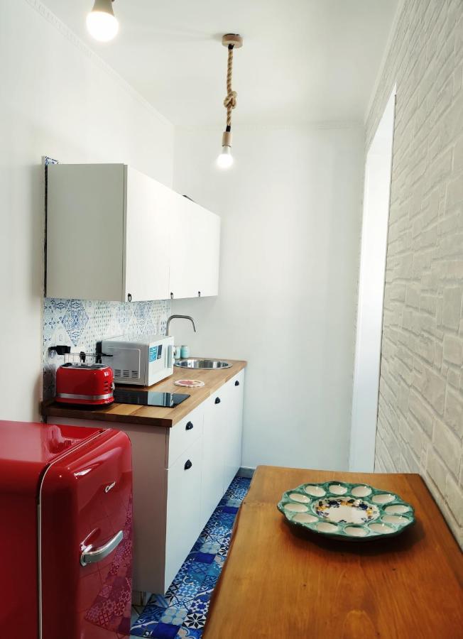 B&B Mediterranea Meta Exteriör bild