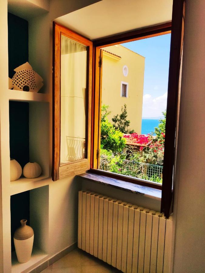B&B Mediterranea Meta Exteriör bild